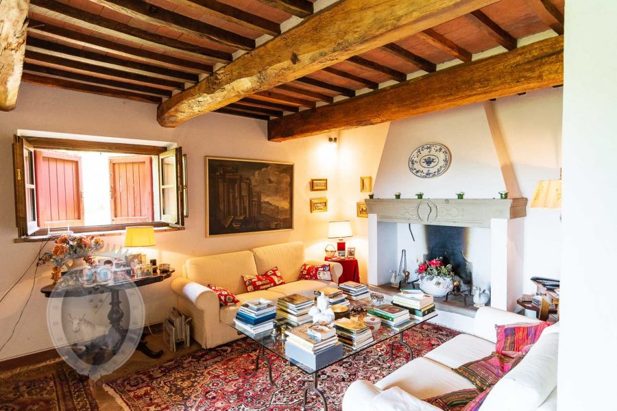 Living room - Stone farmhouse with a panoramic view