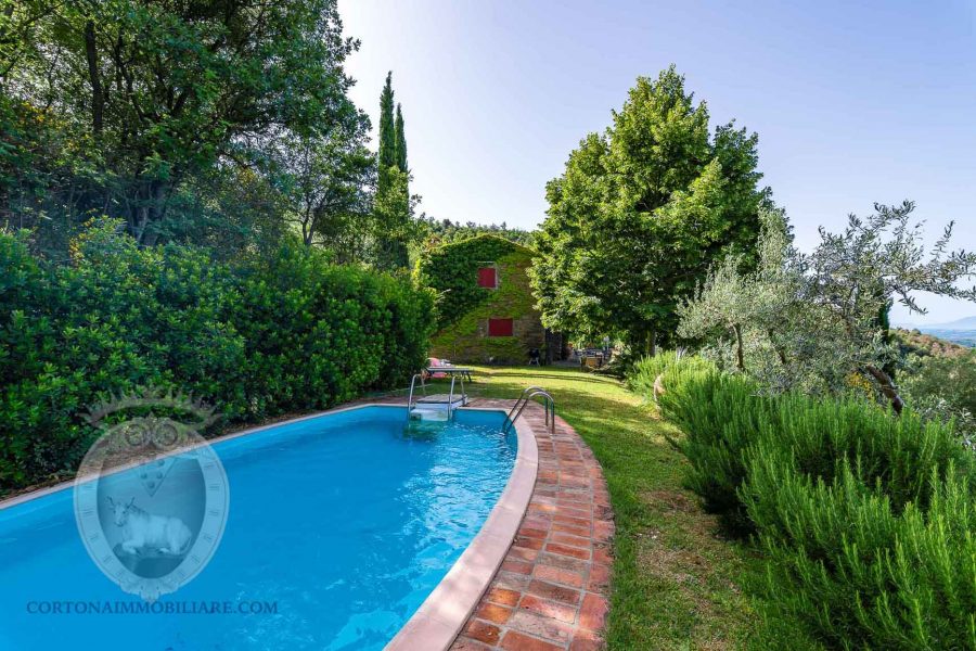 Piscina - Colonica in pietra con vista panoramica