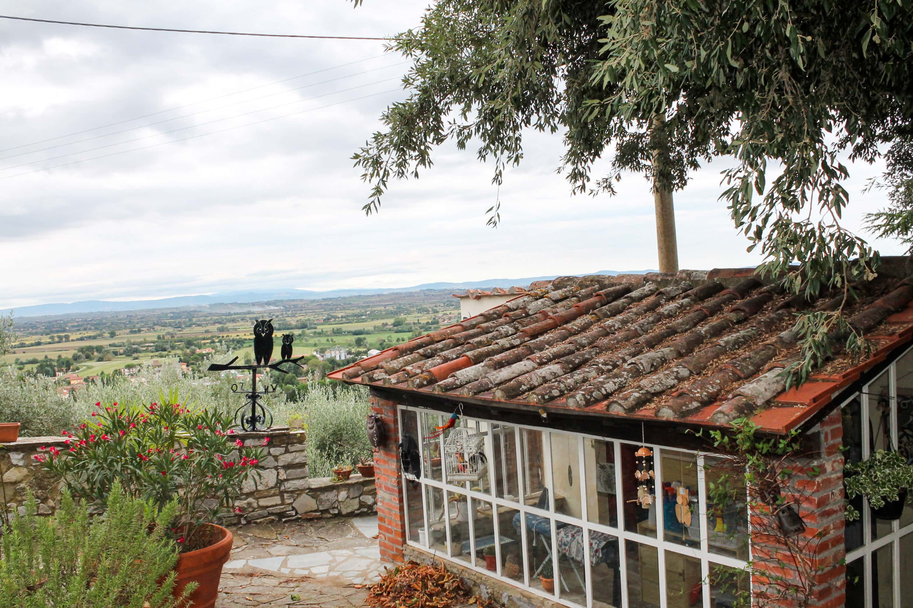 Independent property near Cortona