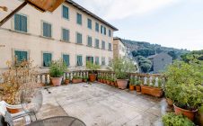 Appartamento a Cortona di oltre 230mq con terrazza