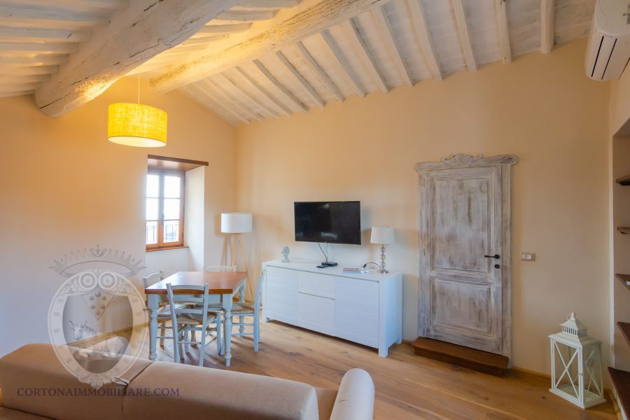 Attic renovated in Cortona