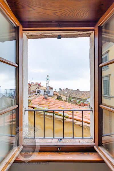 Attic renovated in Cortona