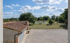 Farmhouse with swimming pool in Valdichiana