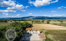 Farmhouse with swimming pool in Valdichiana