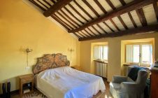 Historical terraced house in Cortona