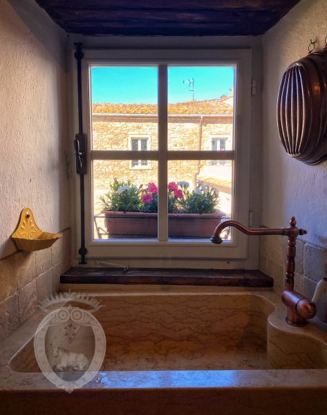 Historical terraced house in Cortona