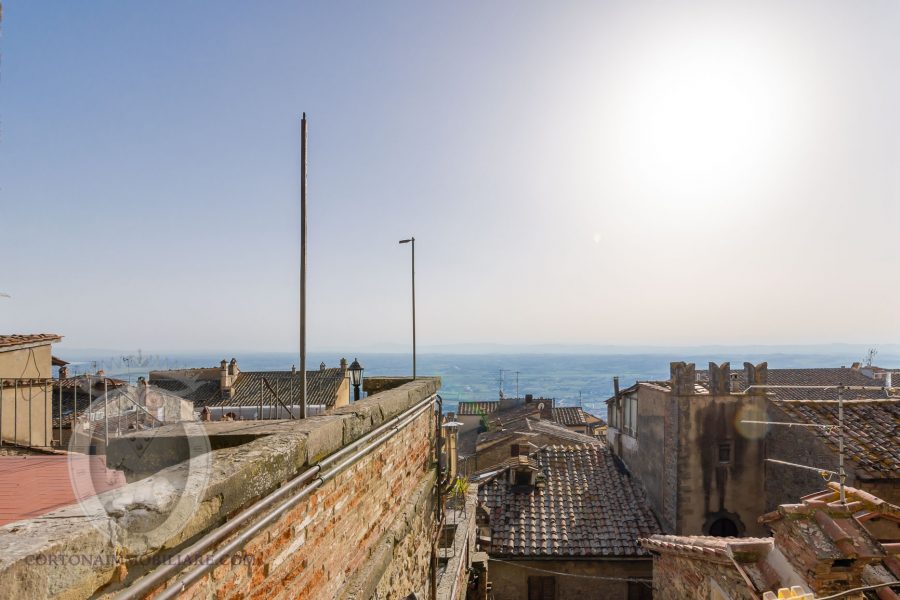 Bellissimo appartamento con terrazze panoramiche e vista lago