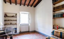 Renovated 3 bedroom apartment