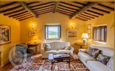 Beautiful restored farmhouse in Pergo an exclusive areas of Cortona