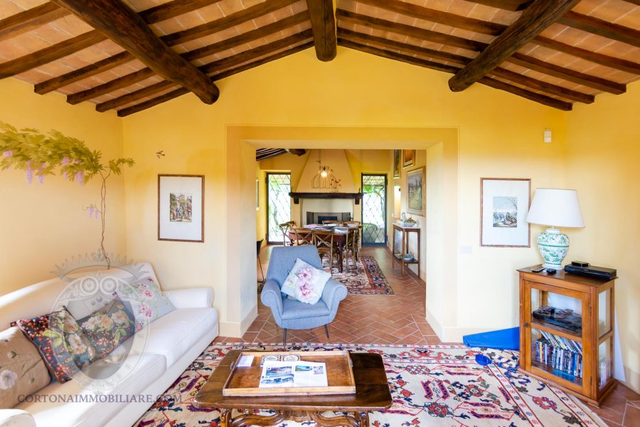 Beautiful restored farmhouse in Pergo an exclusive areas of Cortona