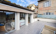 Renovated townhouse with 3 bedrooms internal courtyard and terrace