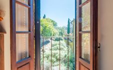 Farmhouse in a panoramic position with swimming pool and tennis court