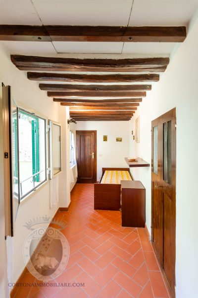 Apartment in historic building in the center of Cortona