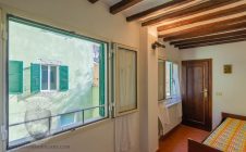 Apartment in historic building in the center of Cortona