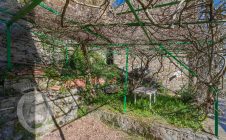 Casa indipendente con vista sul valle e lago Trasimeno