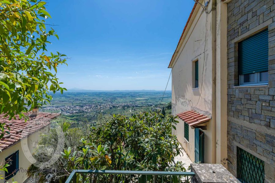 Appartamento in villetta bifamiliare a 500m da piazza Garibaldi