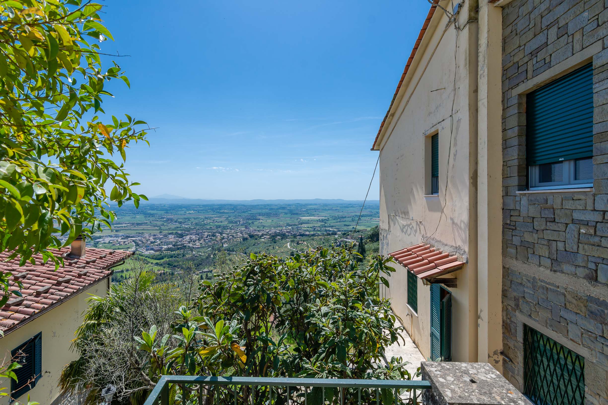 Apartment in a semi-detached house 500m from Piazza Garibaldi