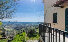 Apartment in a semi-detached house 500m from Piazza Garibaldi