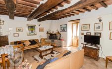 Colonica con 5 camere e piscina