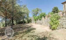 Farmhouse with 5 bedrooms and swimming pool