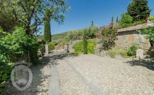 Colonica con 5 camere e piscina