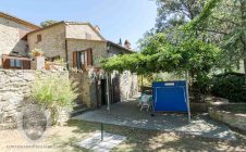 Farmhouse with 5 bedrooms and swimming pool