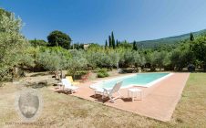 Farmhouse with 5 bedrooms and swimming pool