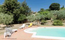 Farmhouse with 5 bedrooms and swimming pool