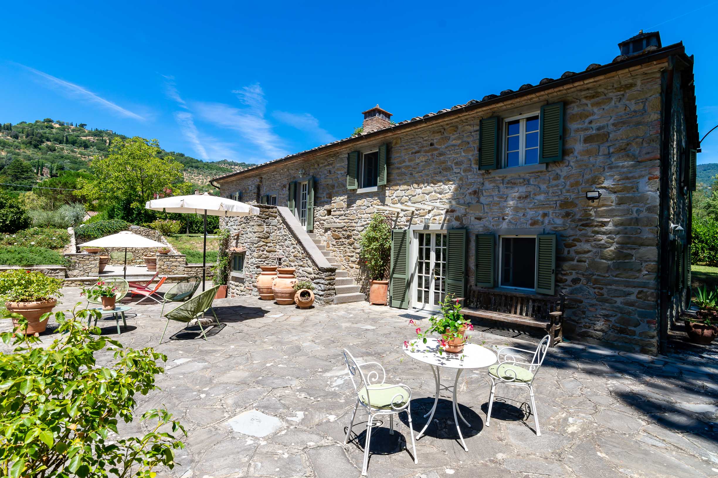 Restored farmhouse 2.5km from Cortona