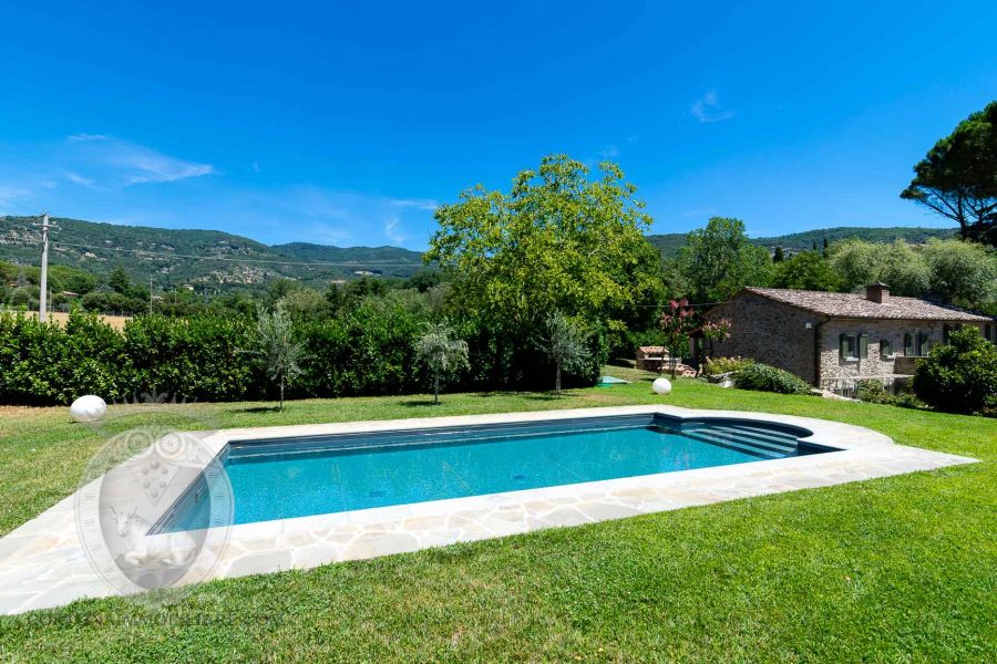Casa colonica ristrutturata a 2.5km da Cortona