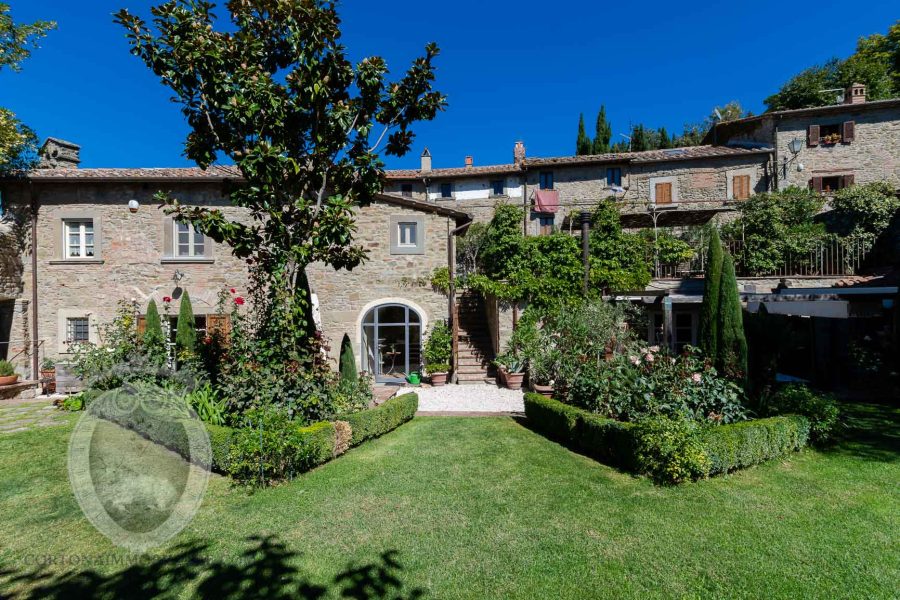 Casa colonica nel centro storico di Cortona