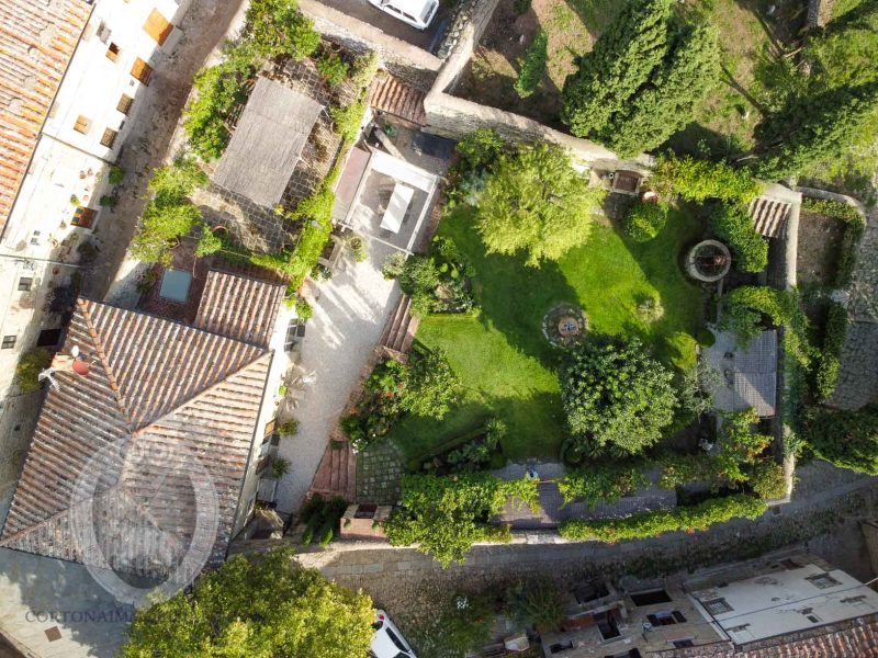 Casa colonica nel centro storico di Cortona