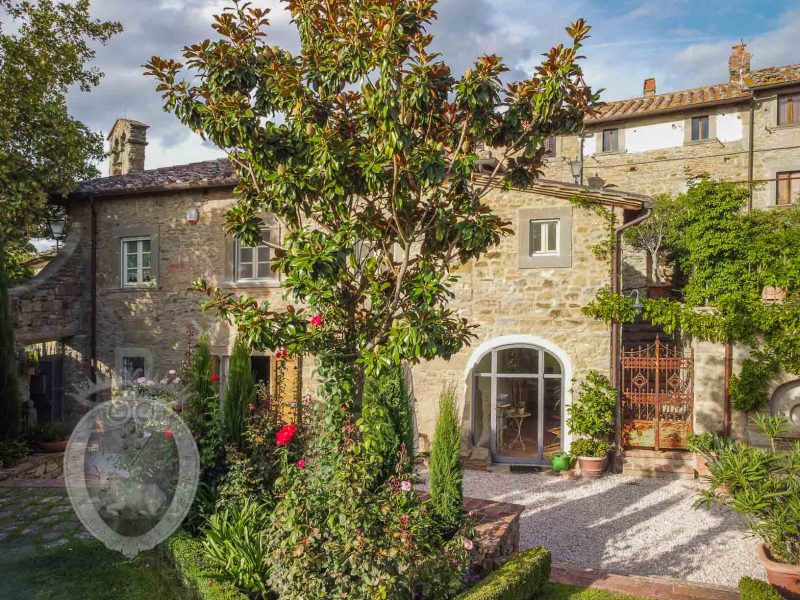 Casa colonica nel centro storico di Cortona