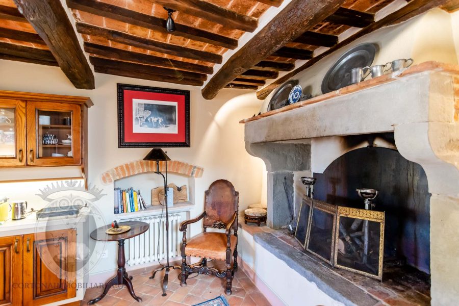 Casa colonica nel centro storico di Cortona