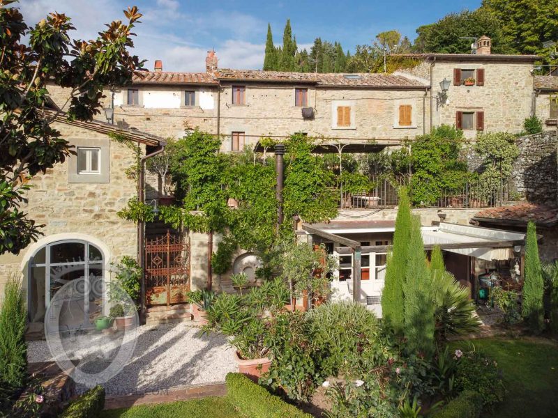 Casa colonica nel centro storico di Cortona