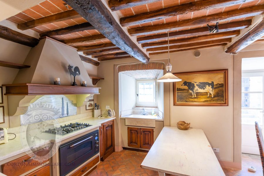 Unique country house inside the historical centre of Cortona