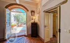 Unique country house inside the historical centre of Cortona