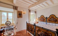 Unique country house inside the historical centre of Cortona