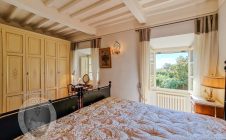 Unique country house inside the historical centre of Cortona