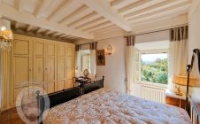 Unique country house inside the historical centre of Cortona