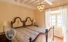 Unique country house inside the historical centre of Cortona