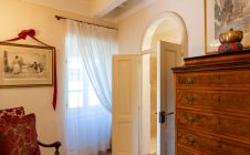 Unique country house inside the historical centre of Cortona