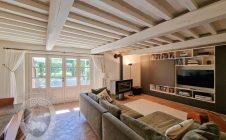Unique country house inside the historical centre of Cortona