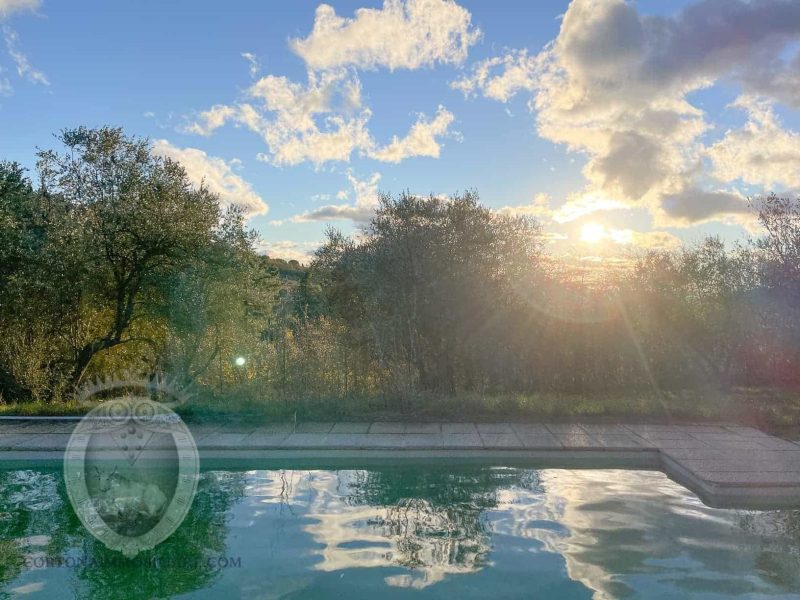 Casa panoramica indipendente con piscina