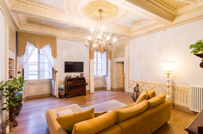 Apartment in noble palace with frescoes