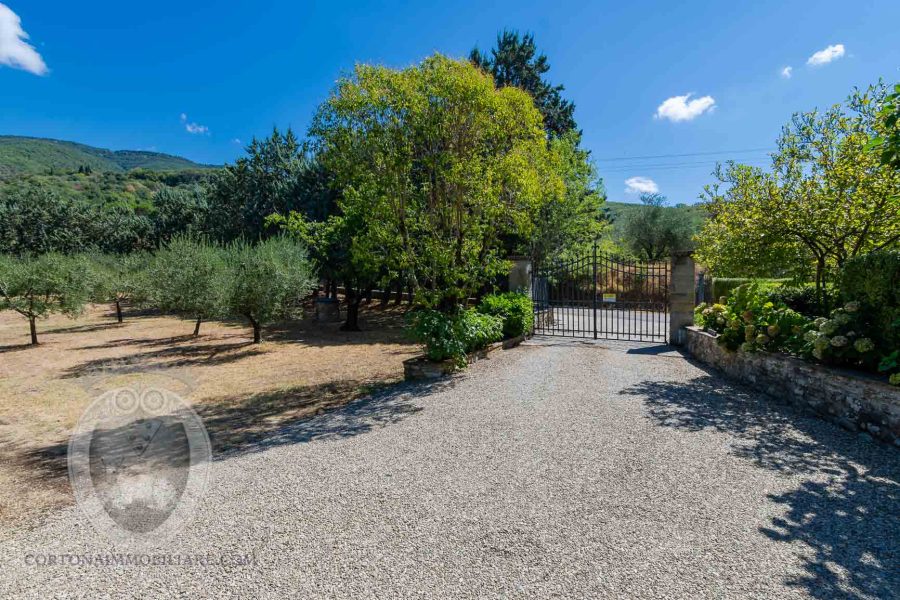 Fantastica casa colonica in località Valecchie