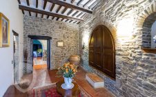 Fantastic farmhouse in Valecchie