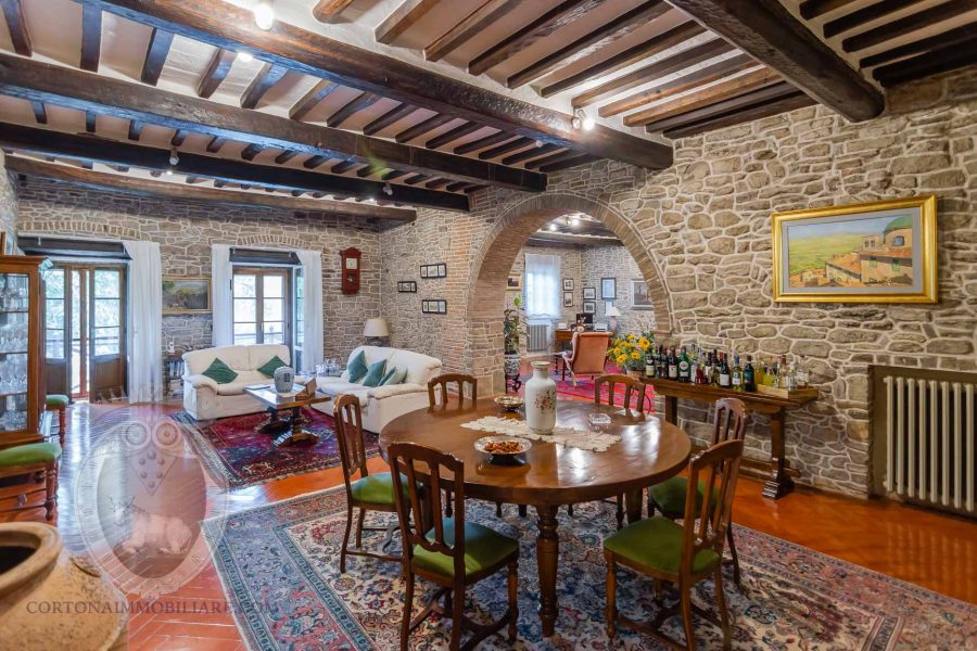 Fantastic farmhouse in Valecchie