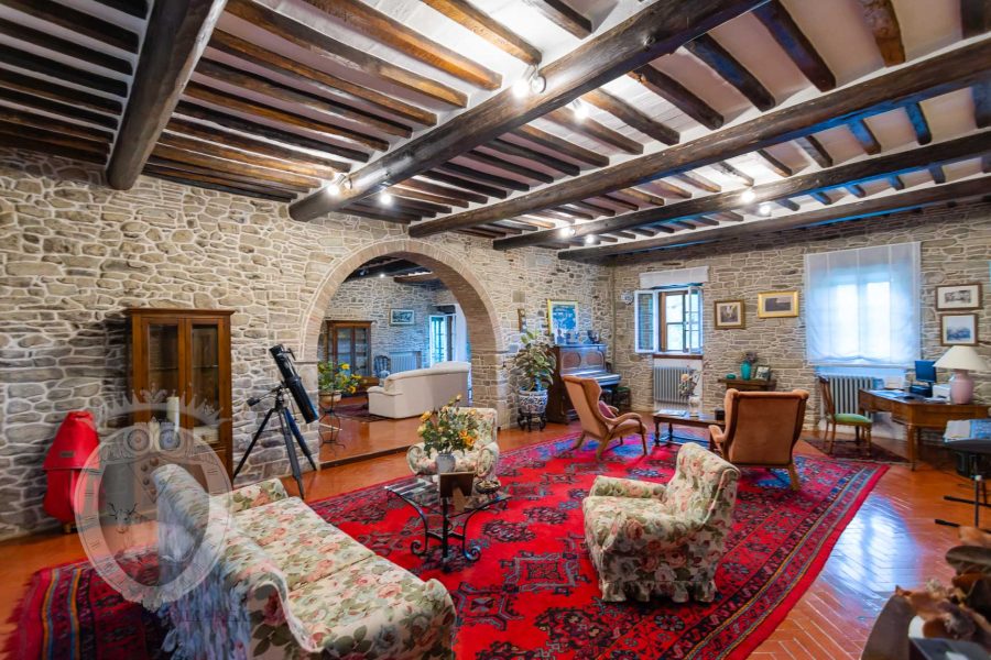 Fantastic farmhouse in Valecchie