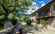 Fantastic farmhouse in Valecchie